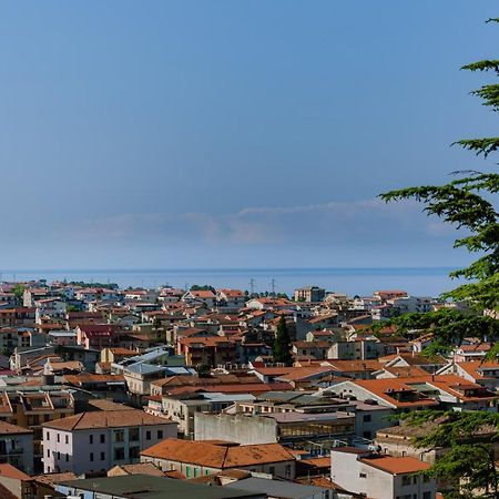 Dimora Cavour Bed & Breakfast อามันเตีย ภายนอก รูปภาพ