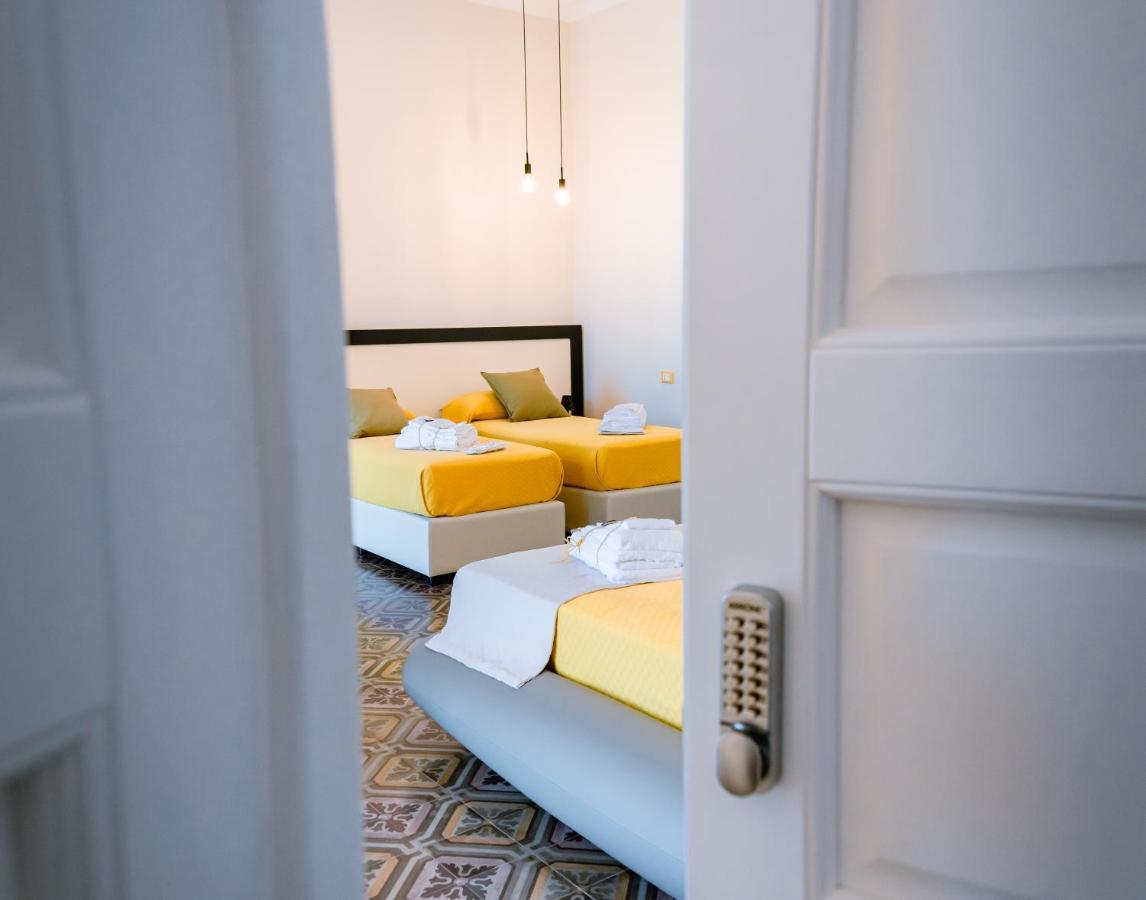 Dimora Cavour Bed & Breakfast อามันเตีย ภายนอก รูปภาพ